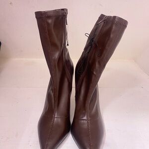 Elegant Brown Leather Boots